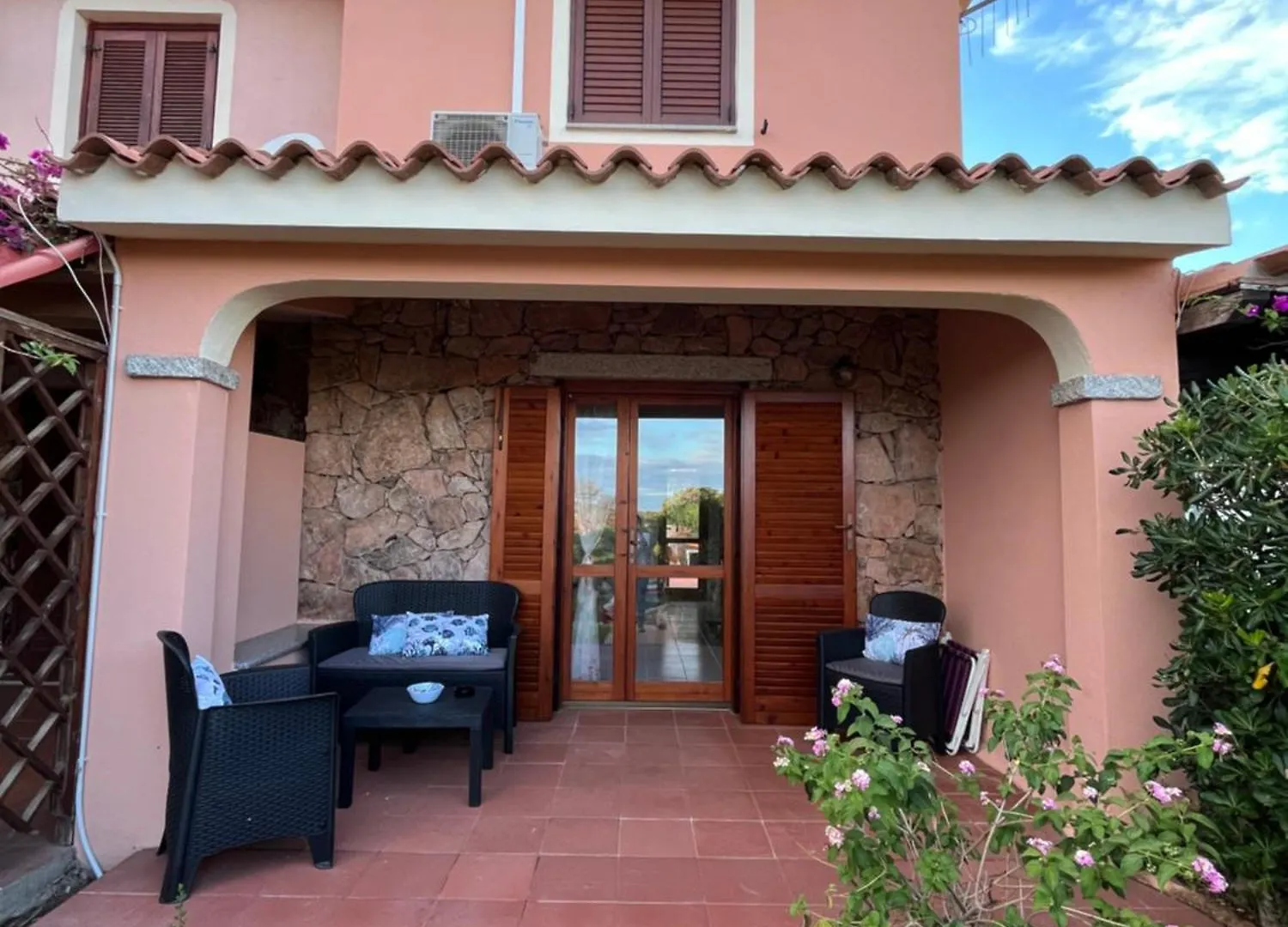 Villetta Mp Casa Sviluppata Su Due Piani Con Doppia Veranda E Parcheggio Privato Сан-Теодоро 0*,